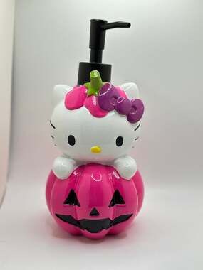 Hello Kitty Soap Dispenser Hot Pink Pumpkin